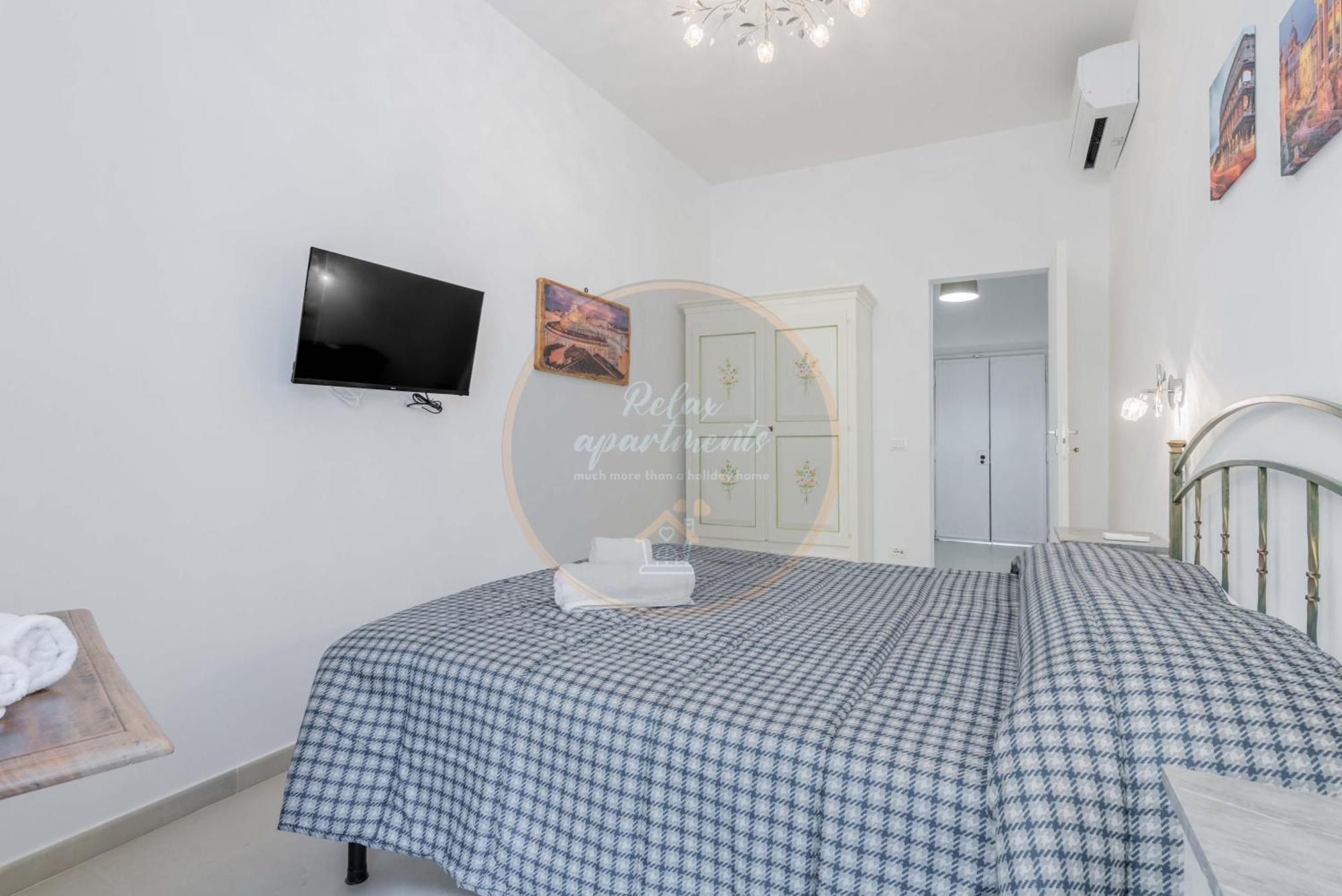 Imperial Luxury Apartment Rome Bagian luar foto