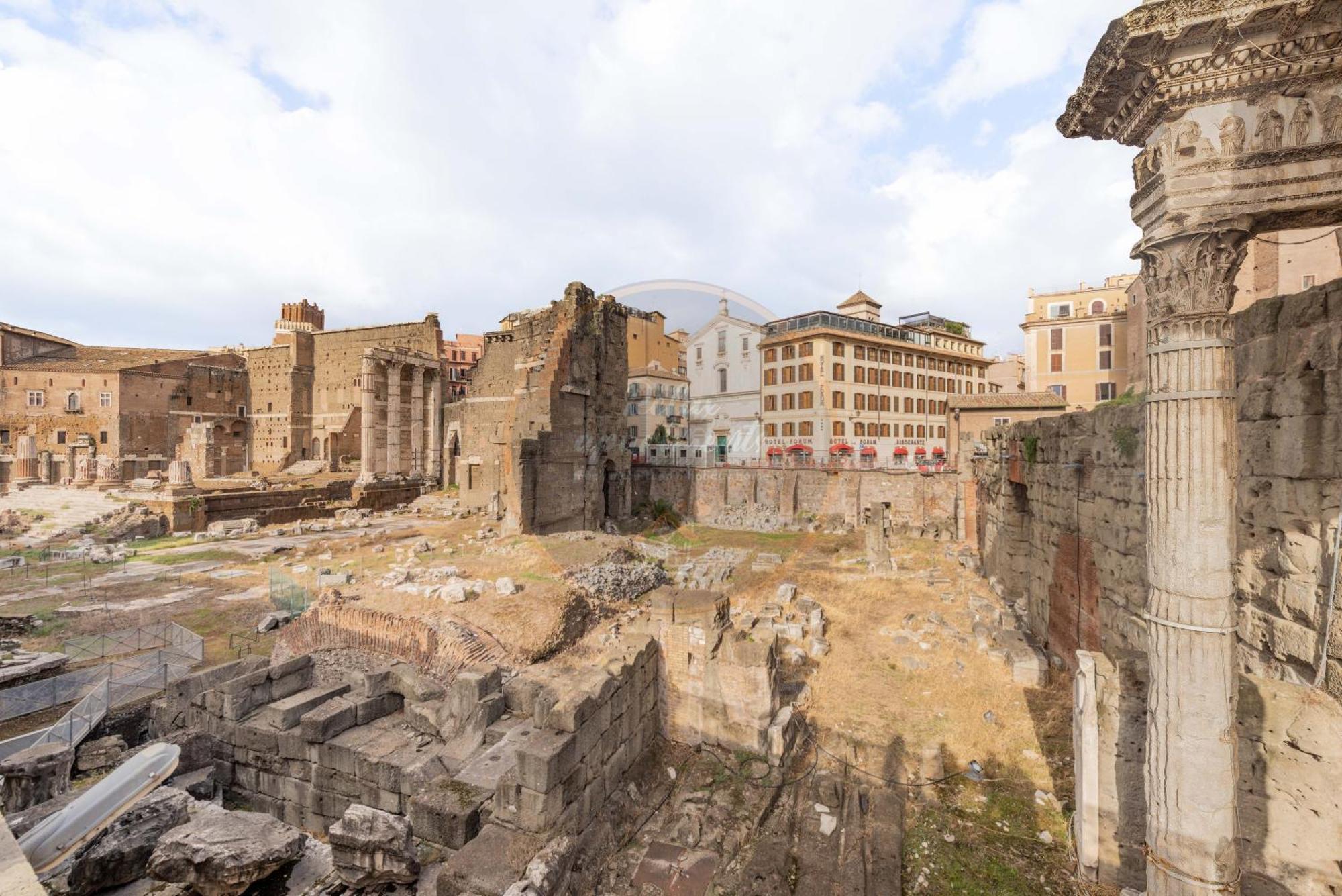 Imperial Luxury Apartment Rome Bagian luar foto